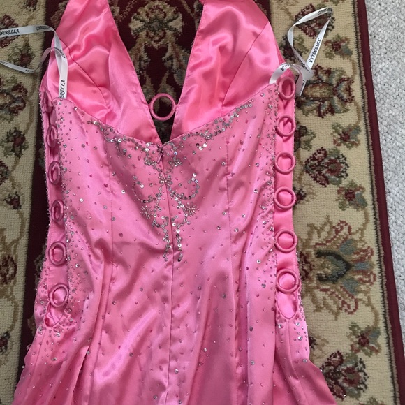 Pink prom dress - Picture 3 of 7